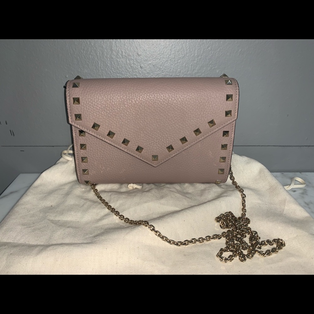 Valentino wallet in chain purse
